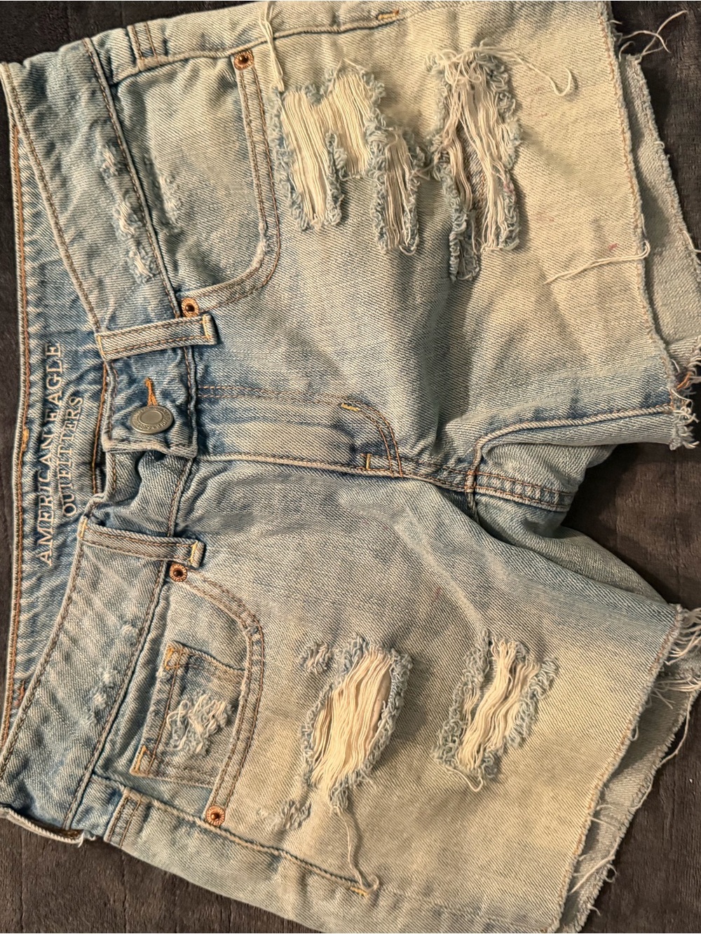 American Eagle sz 2 Light Blue Distressed Denim Shorts